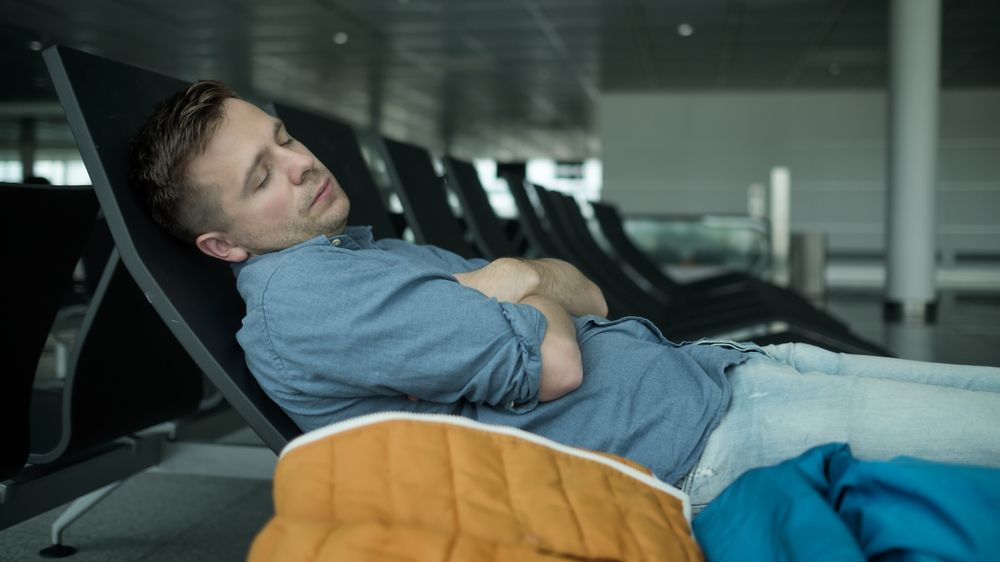 Cestující žil tři měsíce tajně na letišti. Bál se ho opustit kvůli covidu